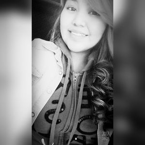 Meet your Posher, Sonia