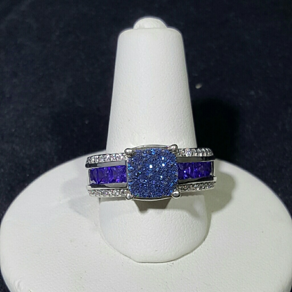 ❗️ FINAL SALE ❗️ KWOT DRUSY QUARTZ RING SZ 7