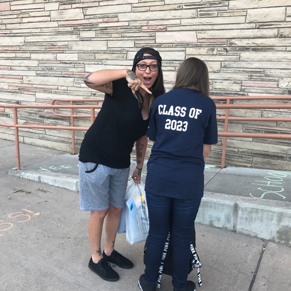 Meet your Posher, Christina - Picture 8 of 12