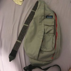 Kavu crossbody back pack