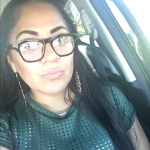 Meet your Posher, Mayra