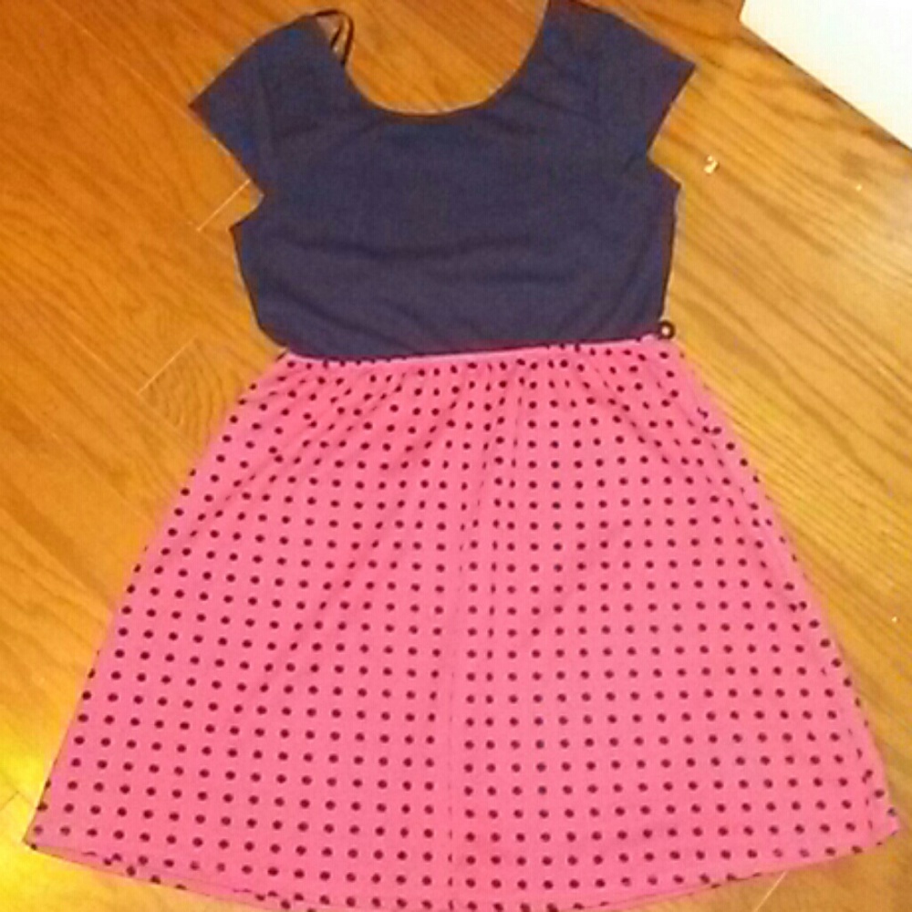 Black and pink polka dot dress