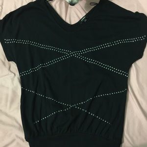 New EXPRESS top size M