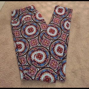 Unicorn Alert!!! OS LuLaRoe Medallion Leggings