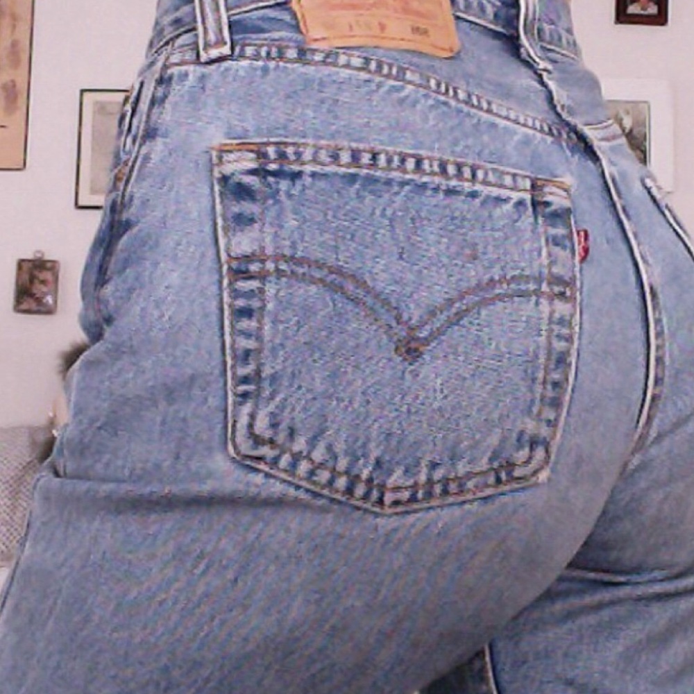 🤘🏼🔥SOLD🔥VINTAGE 🤘🏼LEVIS 501 SZ 25