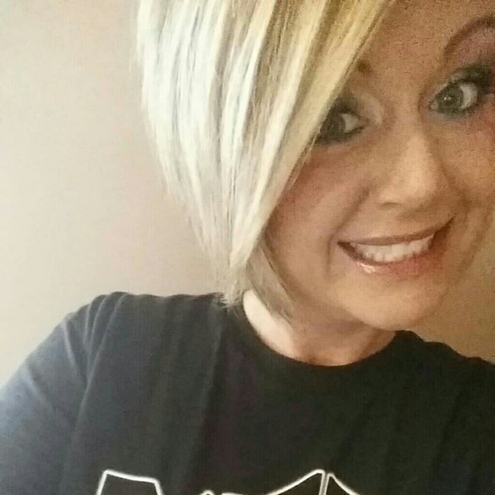 Meet your Posher, April