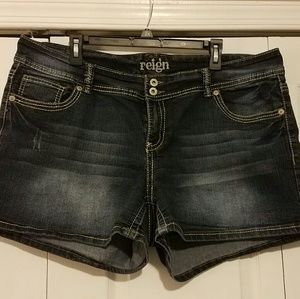 Dark blue wash Jean shorts