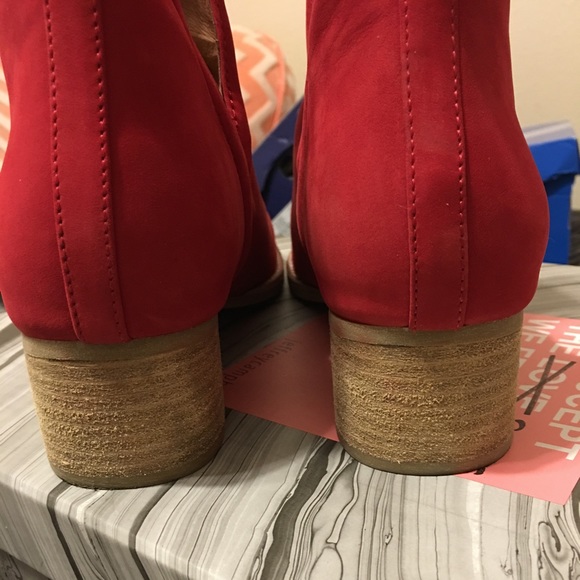 Jeffrey Campbell Oriley - Picture 4 of 5