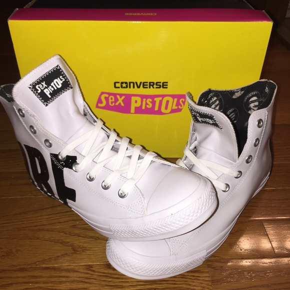 Sold - Picture 3 of 4