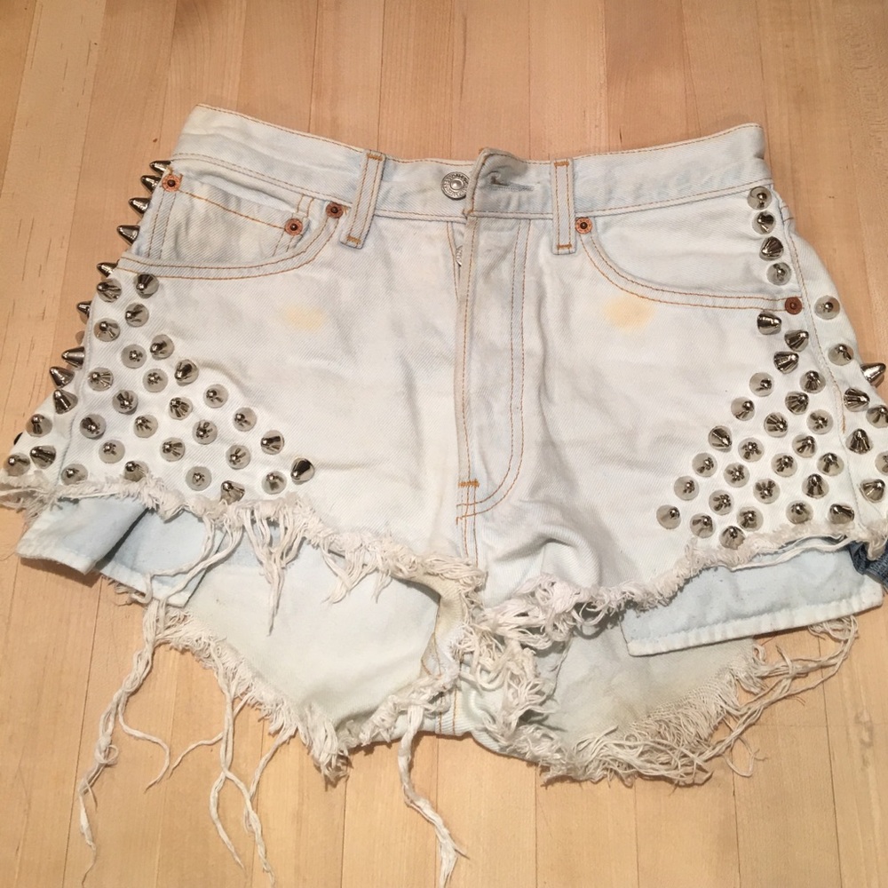 High waisted LF spiked Levi's denim