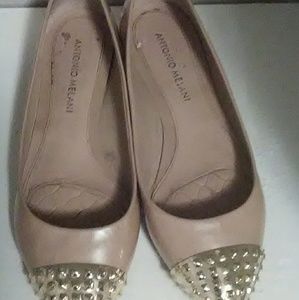 Size 6 Antonio Melani studded flats