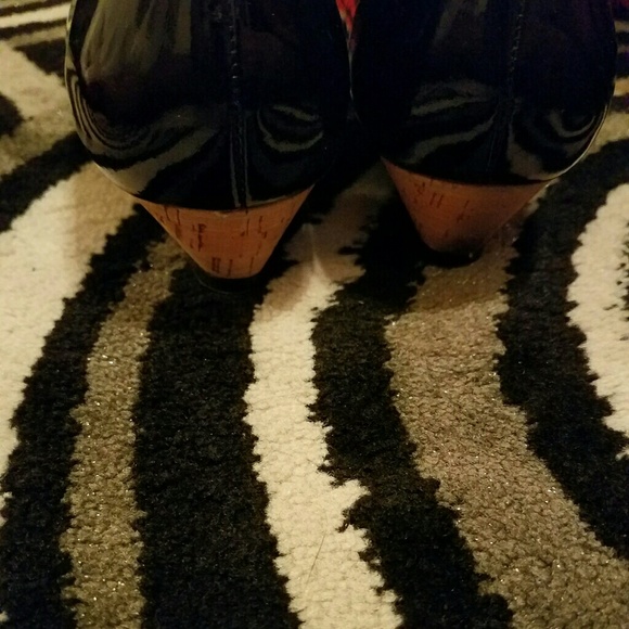 *COLE HAAN NIKE AIR SANDAL - Picture 2 of 4