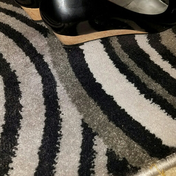 *COLE HAAN NIKE AIR SANDAL - Picture 3 of 4