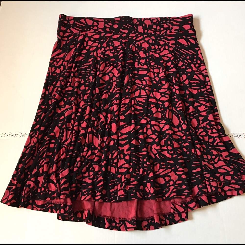 LOFT Ann Taylor asymmetrical floral skirt size M