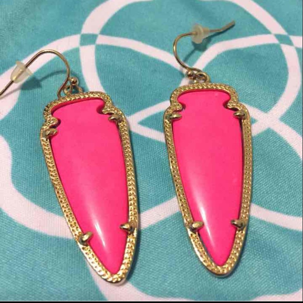 Neon Pink Kendra Scott Sky