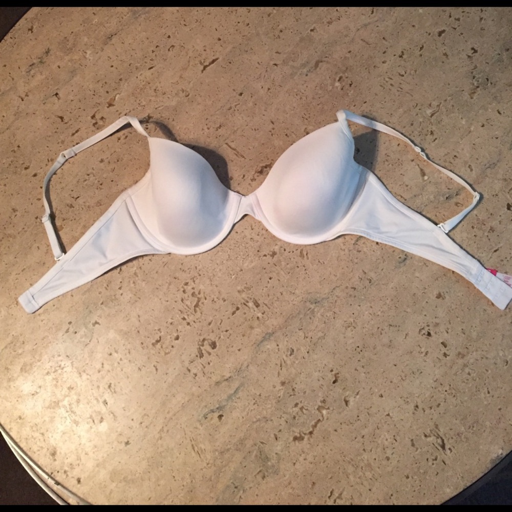 VS Pink bra