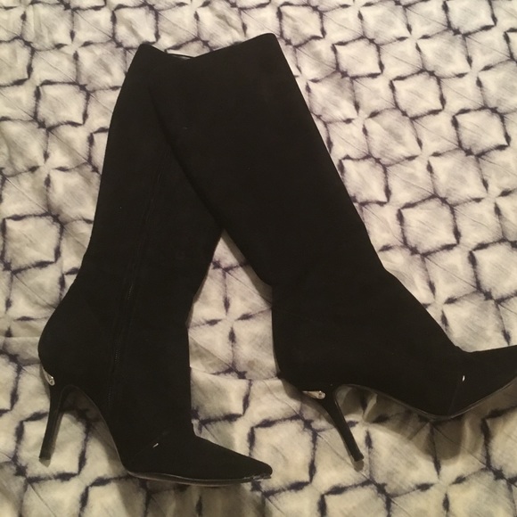 Louis Vuitton Knee-Highs🖤 - Picture 2 of 4