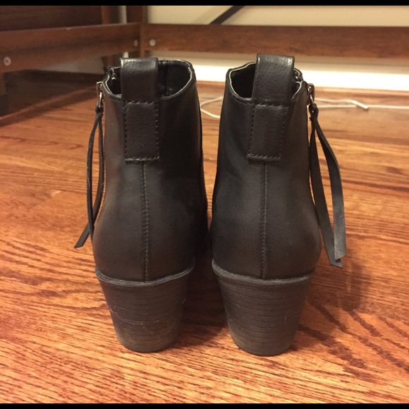 forever 21 booties - Picture 3 of 4