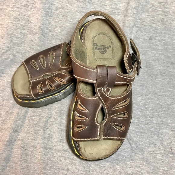 Kids Sz. 1 Dr. Martens Sandals LIKE NEW Brown - Picture 1 of 6