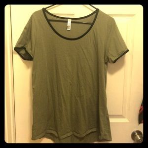 Hunter green classic t LuLaroe