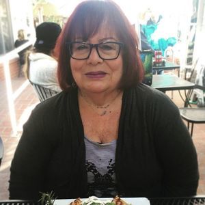 Meet your Posher, Yolanda