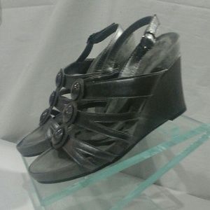 Aerology Plushetta Wedges