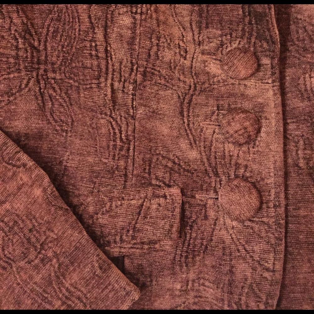 Blazer - Picture 2 of 2