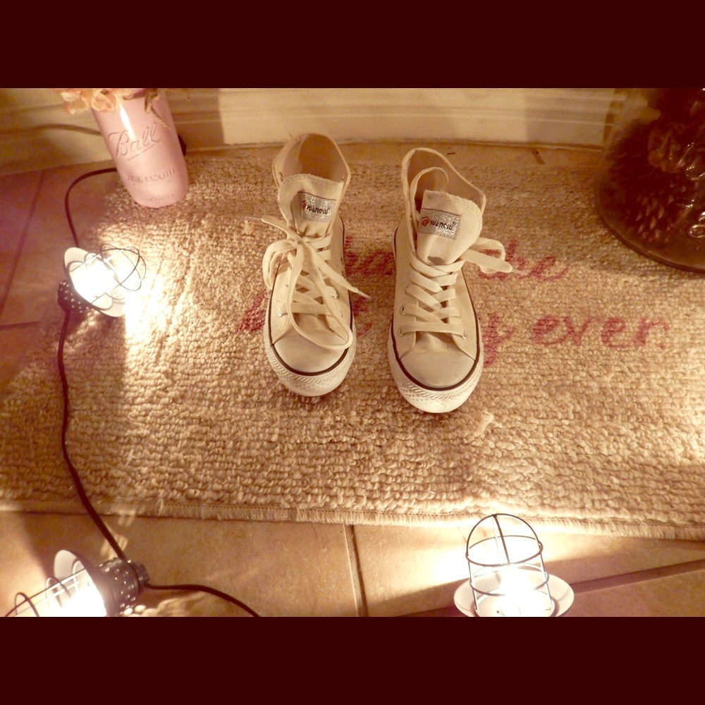 The Beatles!! Hand Painted "huanqiu" sneakers