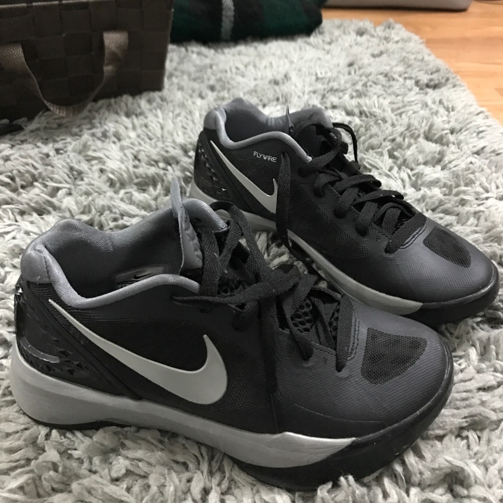 Nike Women's volleyball sneakers