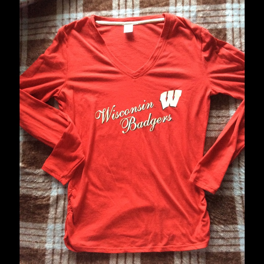 ⚠️Low-Ball Sale⚠️ Wisconsin Badgers Shirt