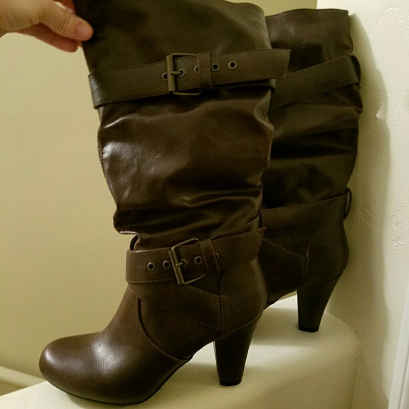 Xhilaration Boots - Picture 2 of 3