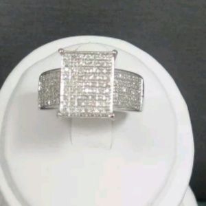 10k white gold diamond ring