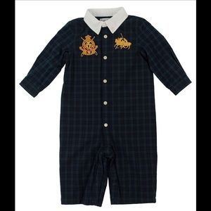 Baby clothing