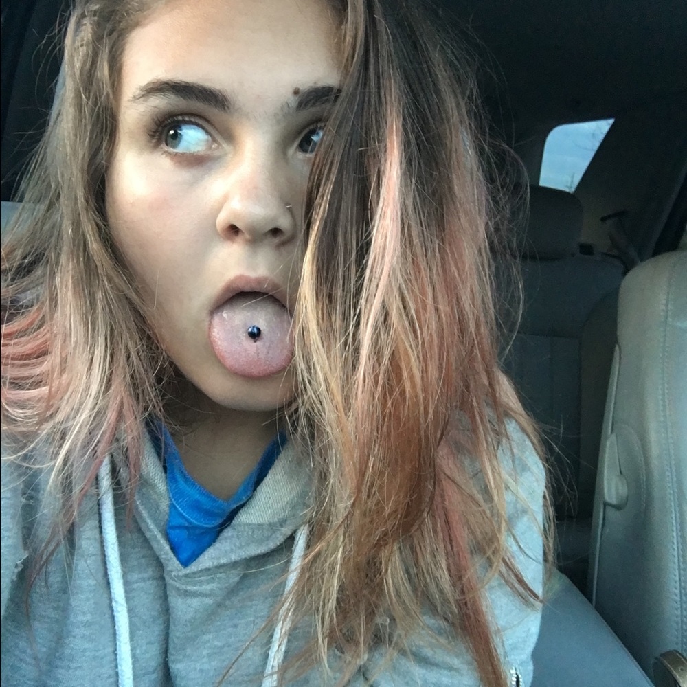 Meet your Posher, Tina