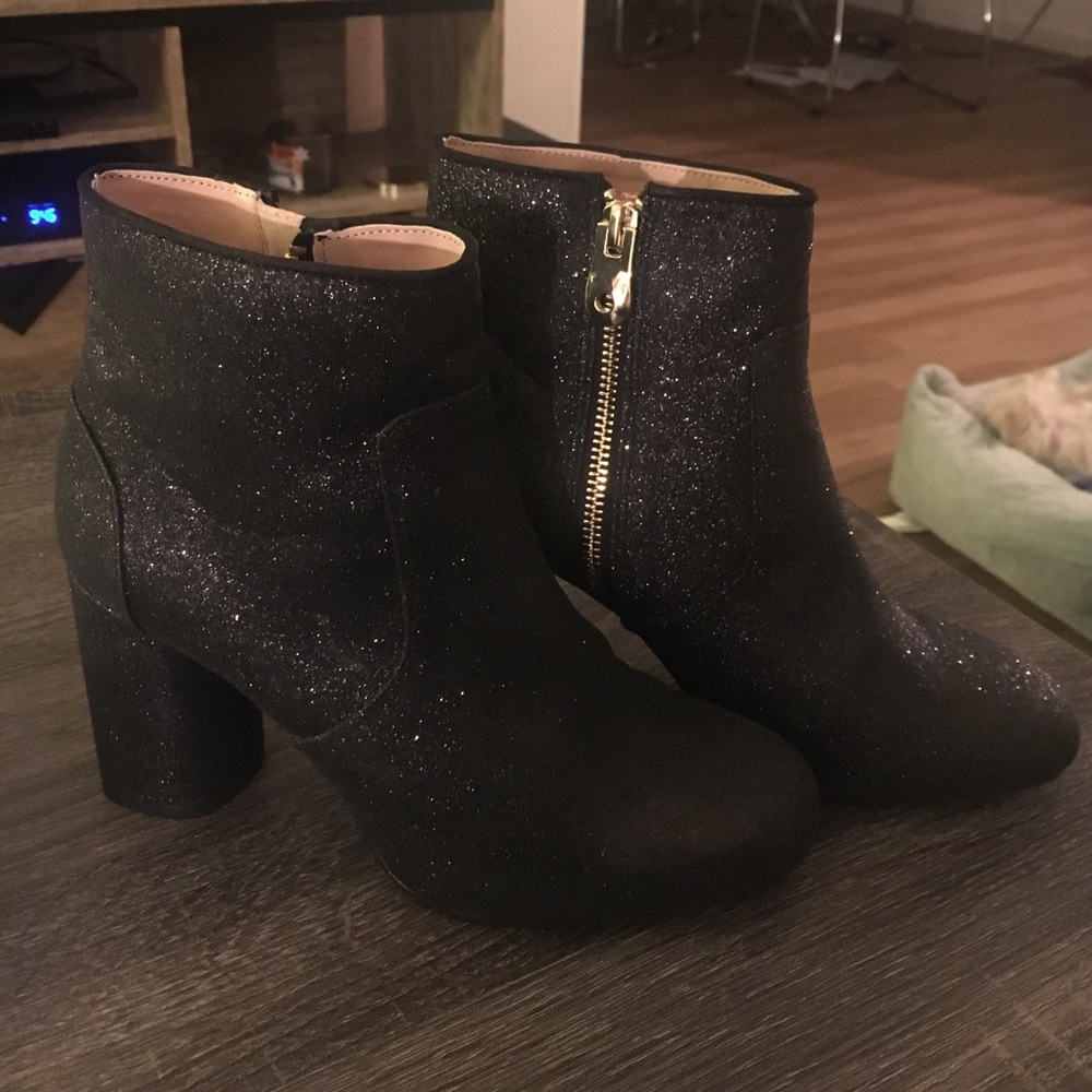 Zara Boot shoes black w shimmers