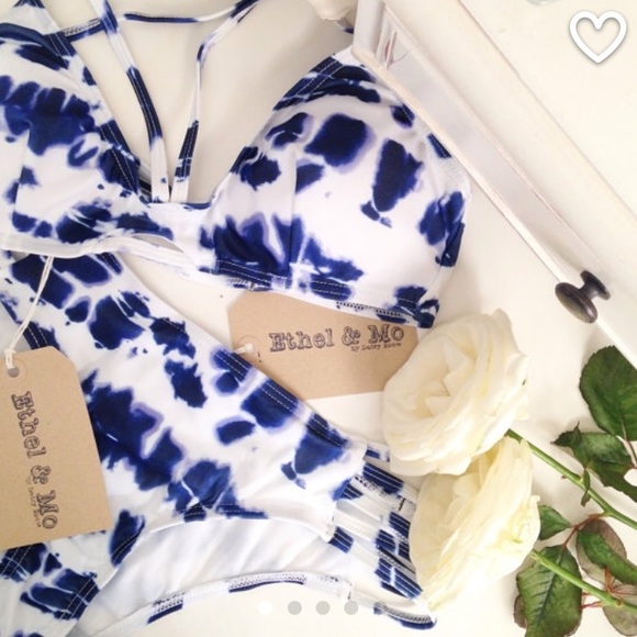 Tie dye swimsuit - Picture 3 of 4