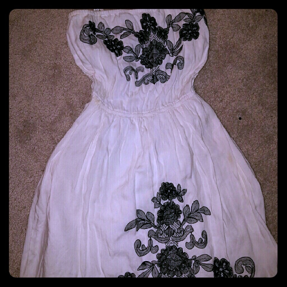 Billa Bong - Strapless dress/shoulder straps