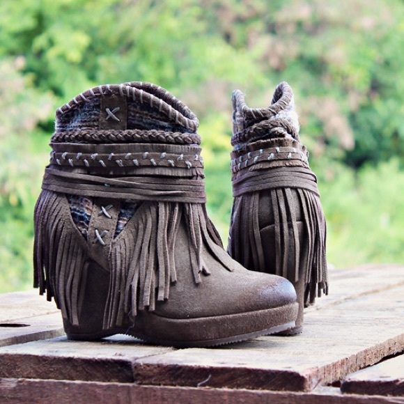 Boho Wedge Bootie with Fringe Detail - Picture 4 of 4