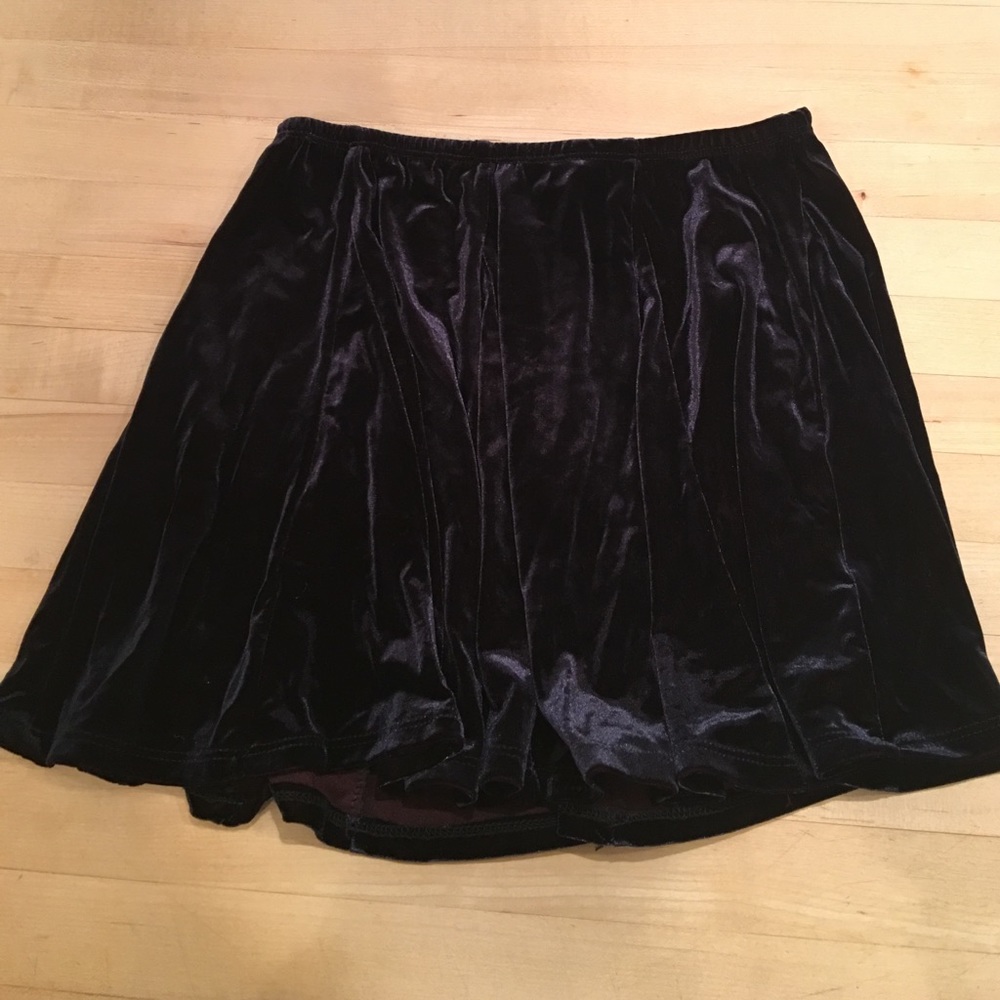 Lf brand Velvet skirt