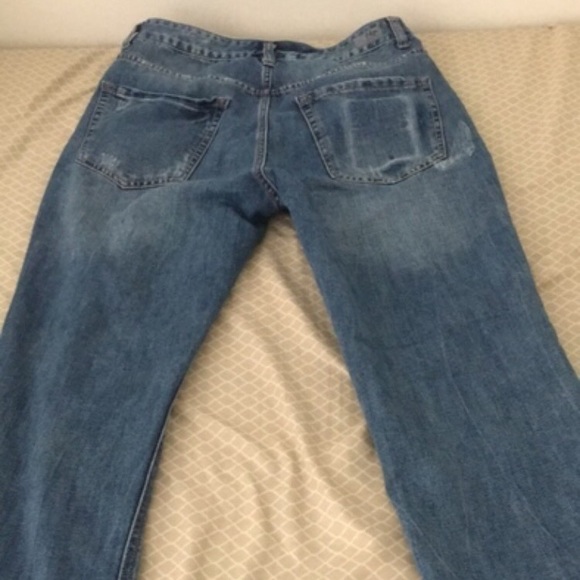 Blue jeans - Picture 2 of 3