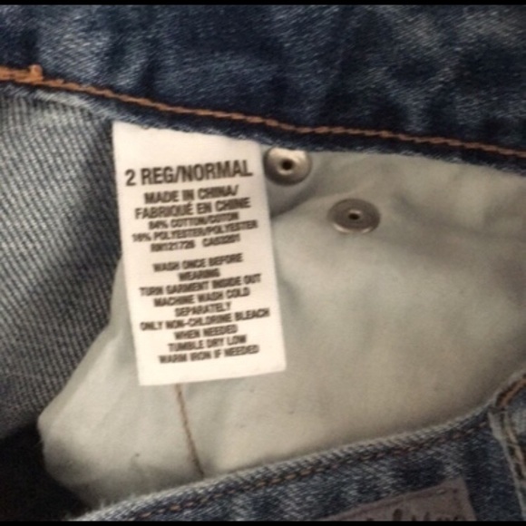 Blue jeans - Picture 3 of 3