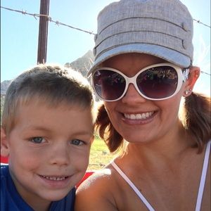 Meet your Posher, Shawna