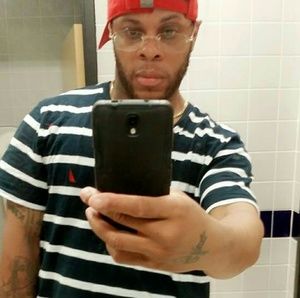 Meet your Posher, Demont