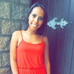 Meet your Posher, Camila