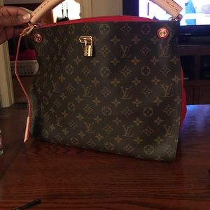 Meet your Posher, Yolanda