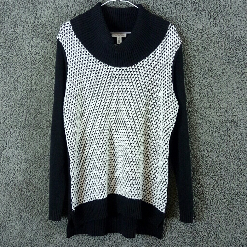 Clavin Klein Turtleneck Sweater Size L
