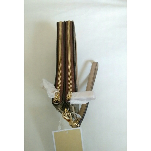 New! MICHAEL KORS Double Zipper Wristlet w/Pocket - Picture 7 of 7