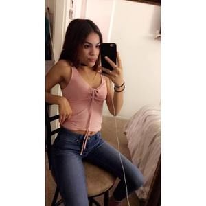 Meet your Posher, Sara