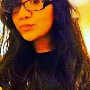 Meet your Posher, Michaela