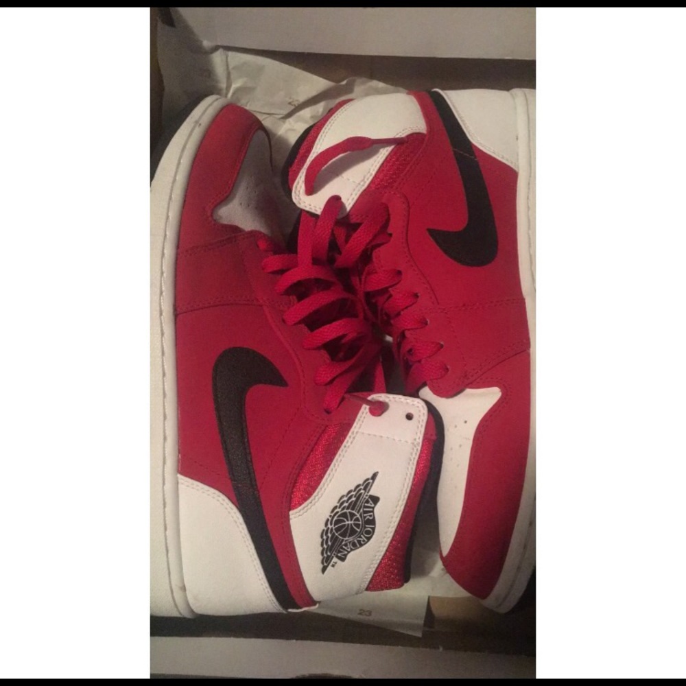 AIR JORDAN 1 RETRO HIGH